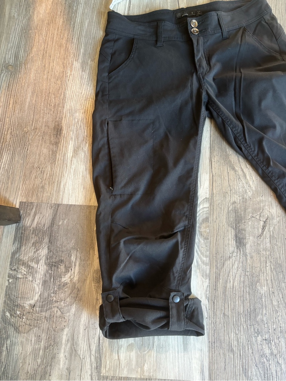 Prana Women’s Black Cargo Stretch Pants - Picture 8 of 9